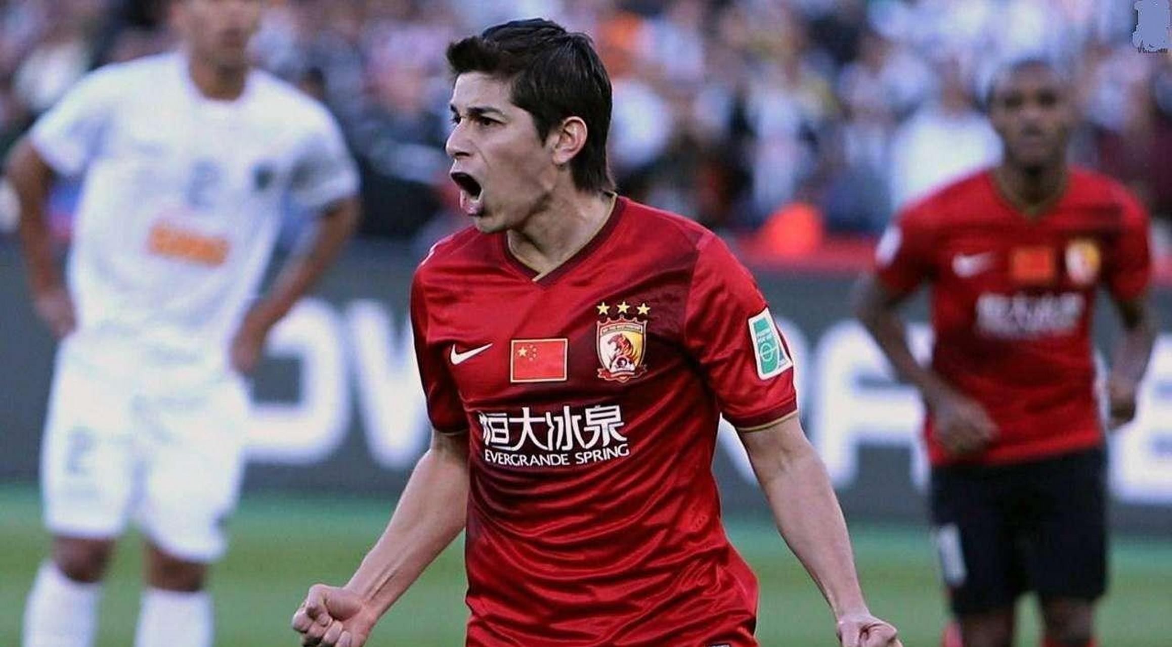 -广州恒大战胜对手，实现三连胜，稳定领先优势