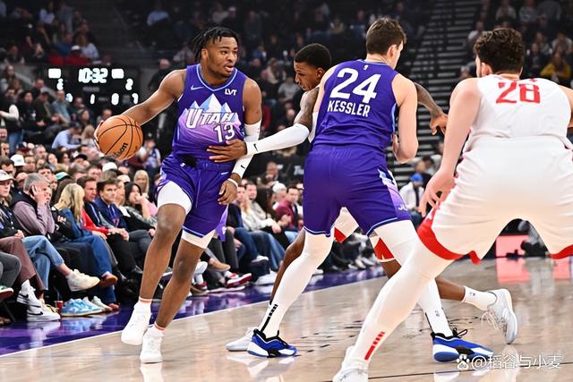 关于爵士队主将复出，队伍整体实力得到提升的信息