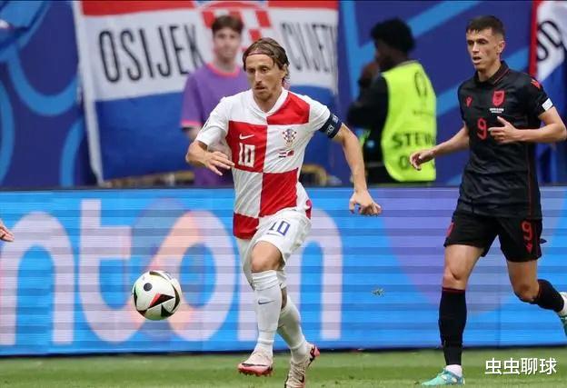 九游体育官网入口-联赛进入白热化阶段，各队展开激烈角逐的简单介绍