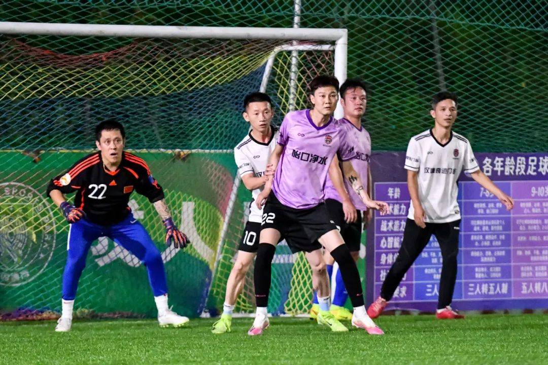 联赛进入白热化阶段,各队展开激烈角逐的简单介绍 联赛进入白热化阶段,各队展开激烈角逐的简单介绍