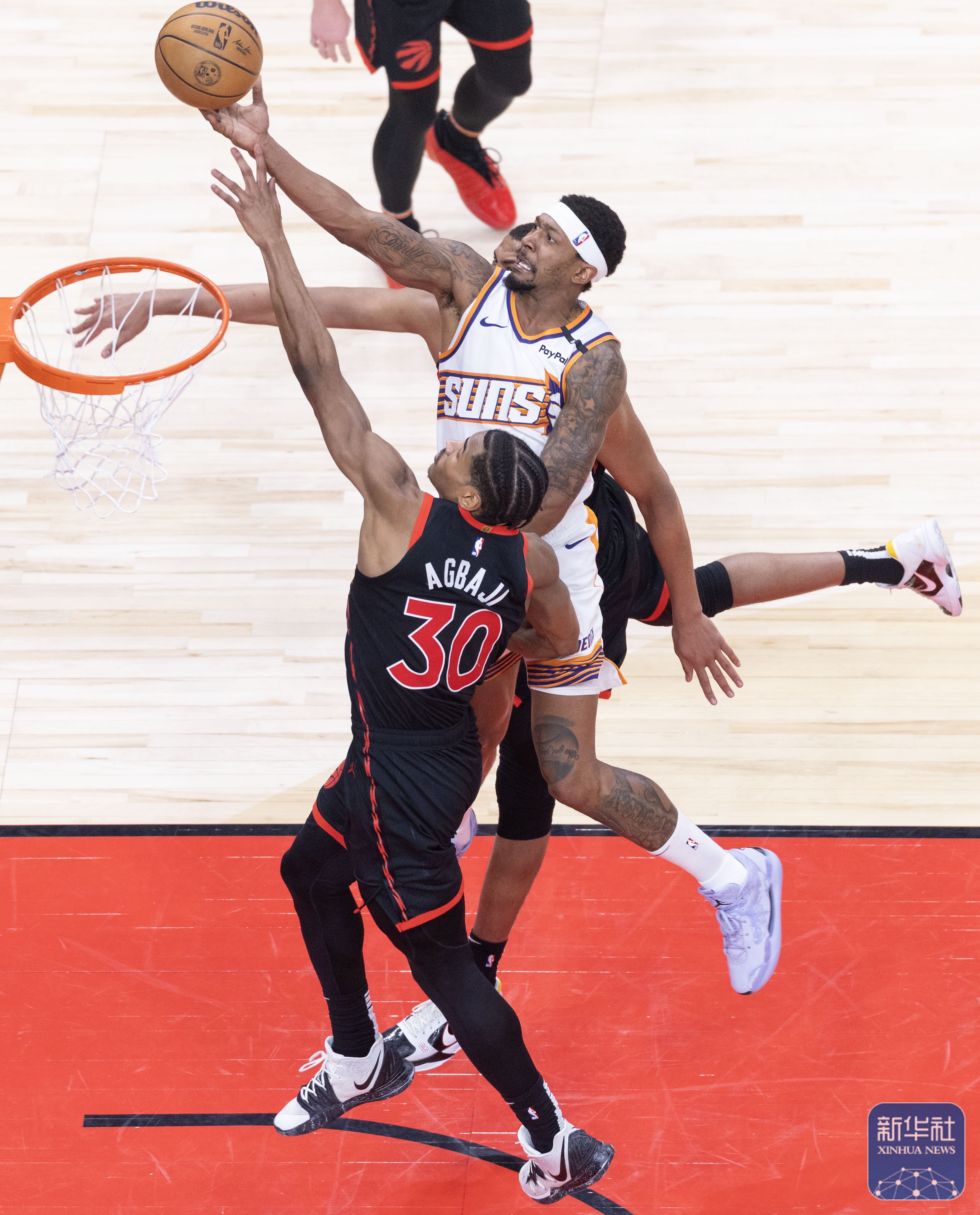 九游体育中国官网-猛龙实力爆发，横扫对手挺进总决赛！