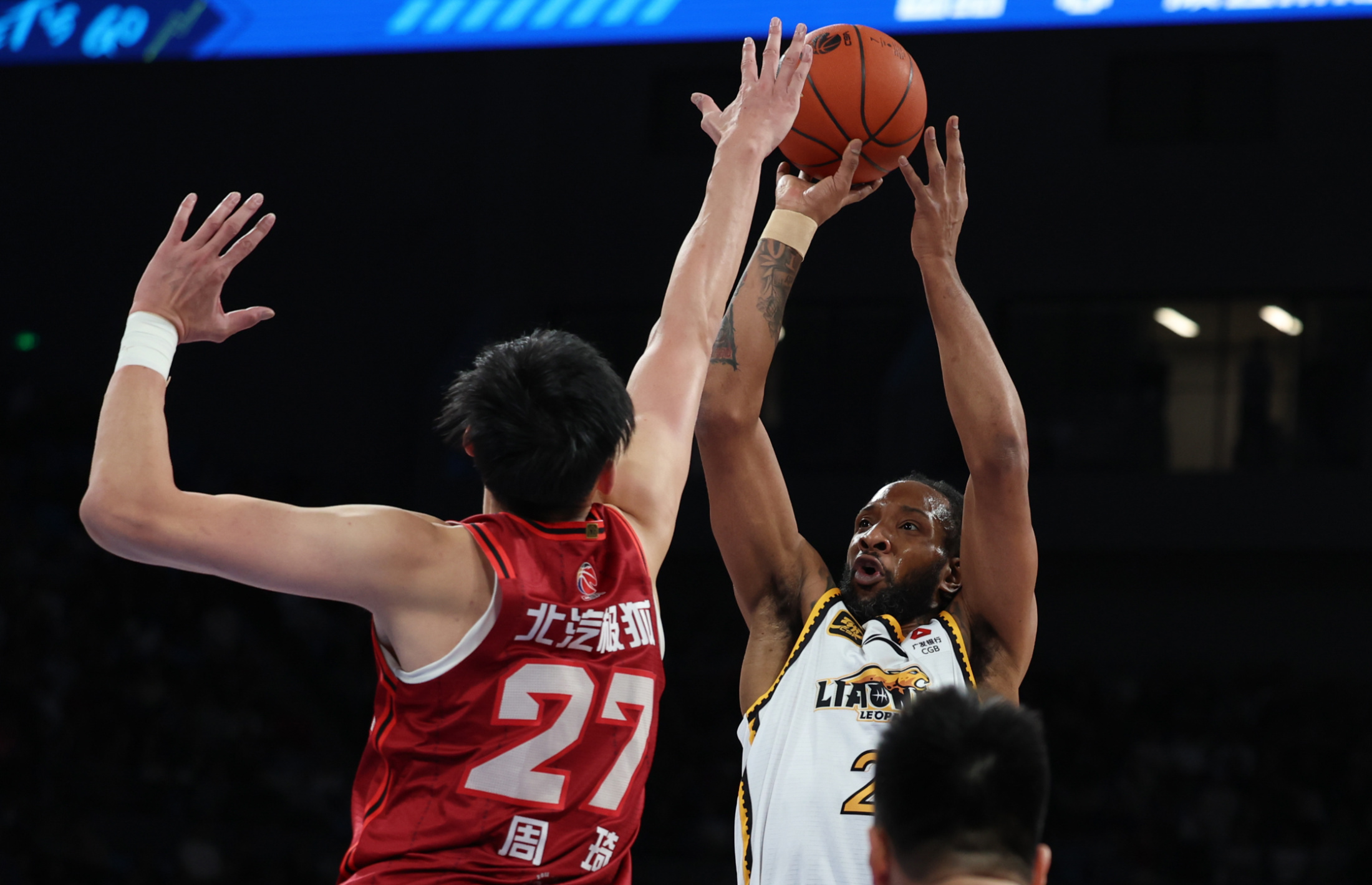 江苏男篮遭遇惨败,连续两战失利 江苏男篮遭遇惨败,连续两战失利