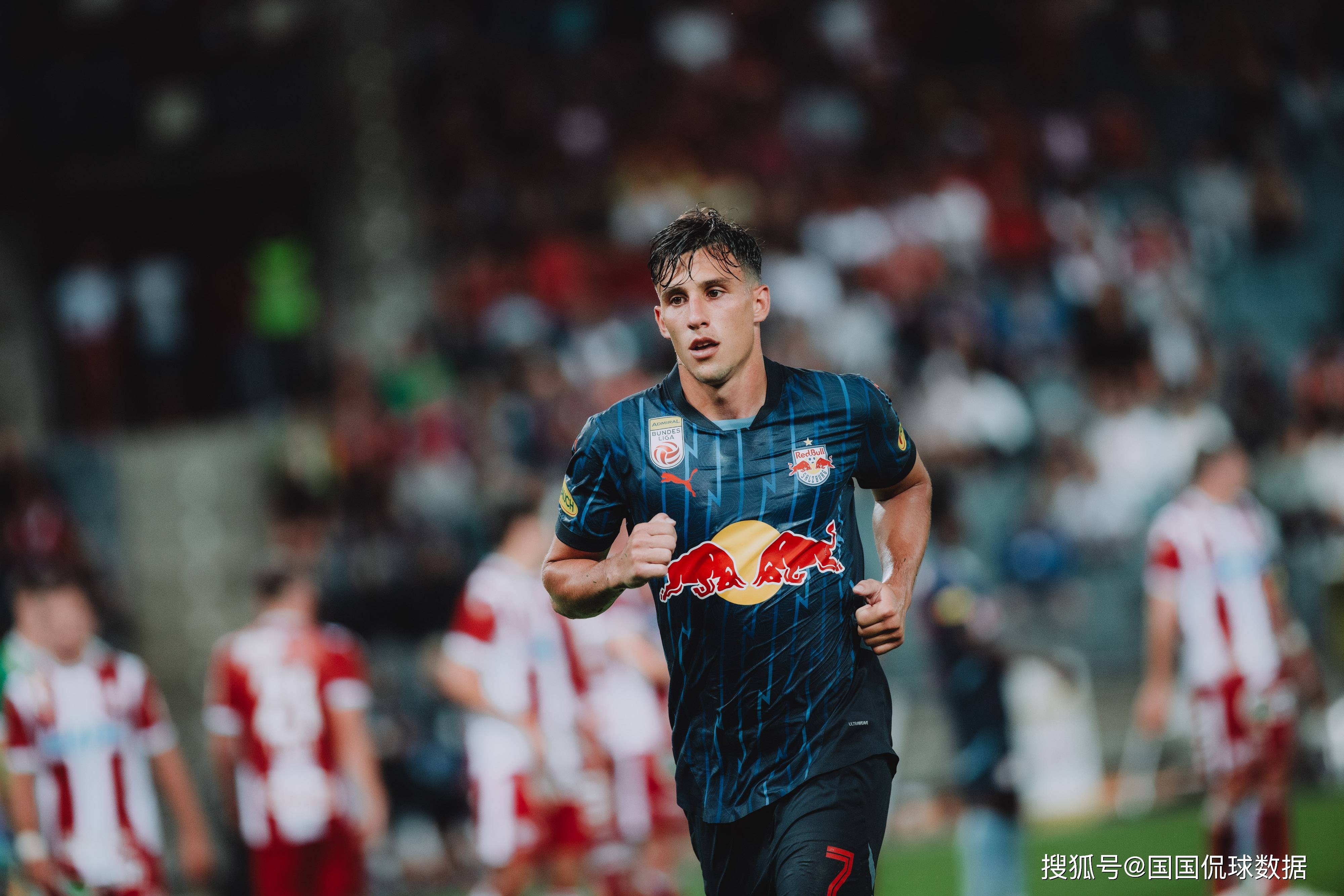 九游体育网页版登录入口-萨尔茨堡球队备战欧洲足球比赛，志在夺冠