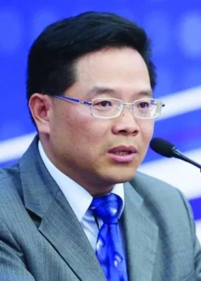 陈林坚持高效，上海男篮再夺一城