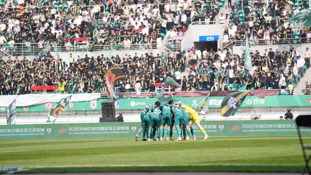 九游体育中国官网-昆明崇仁年轻小将斩获梦想一幕！舍瓦连扑求生