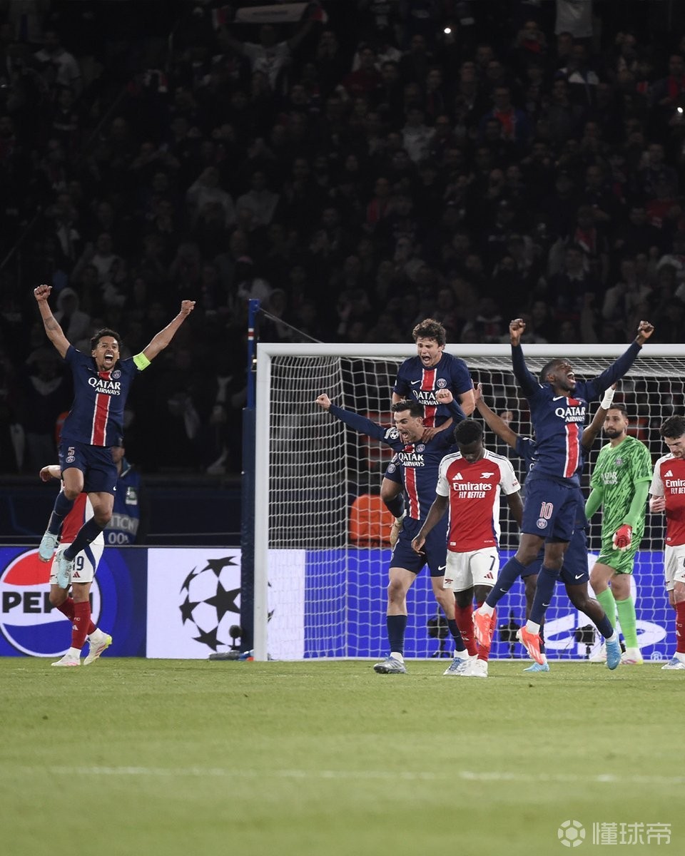 巴黎球星大放异彩,助力球队轻松晋级 巴黎球星大放异彩,助力球队轻松晋级