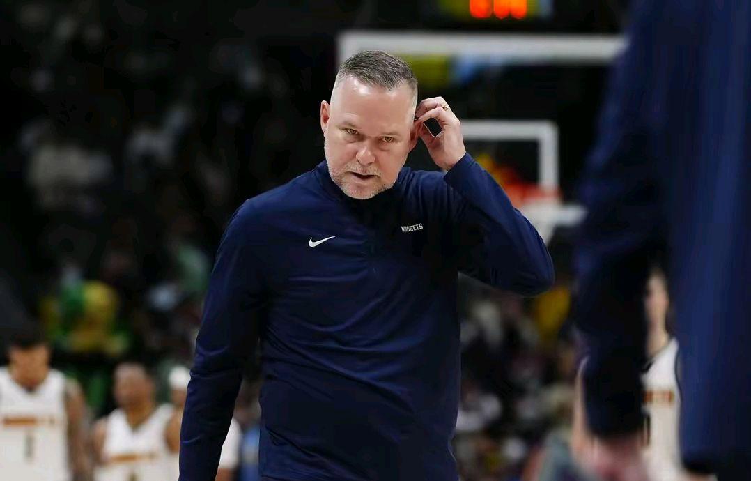 九游体育中国官网-掘金队主教练战术调整失败，球队遭遇失利的简单介绍