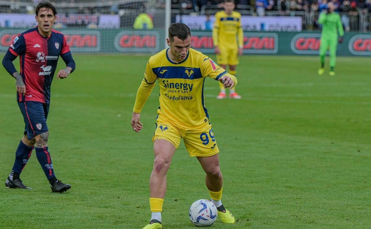 包含热那亚主场-战胜维罗纳，豪取三分的词条