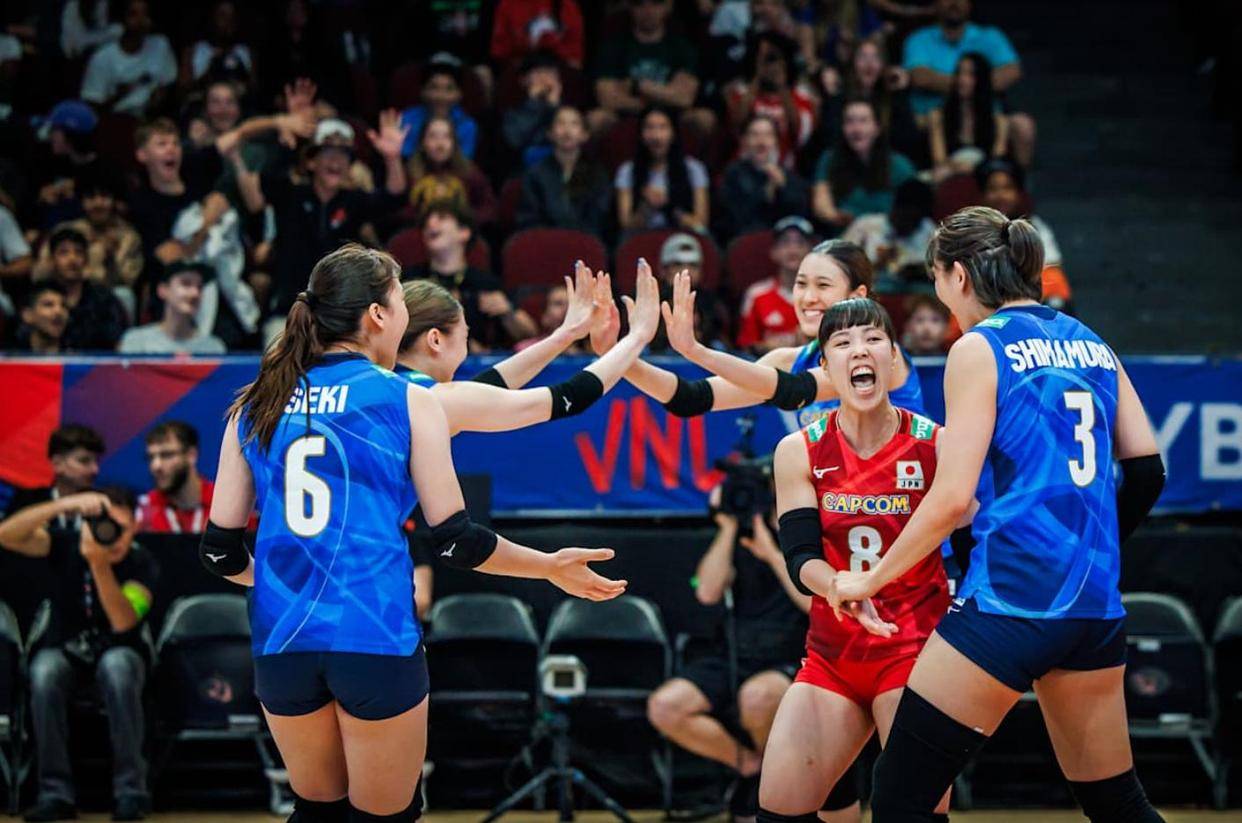 包含亚洲劲旅战绩出色，轻松淘汰亚冠对手的词条