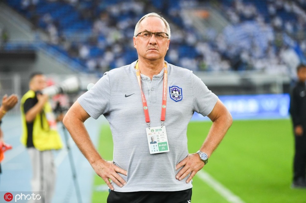 九游体育app下载-关于内德维德展现超凡表现，带领球队赢得关键胜利的信息