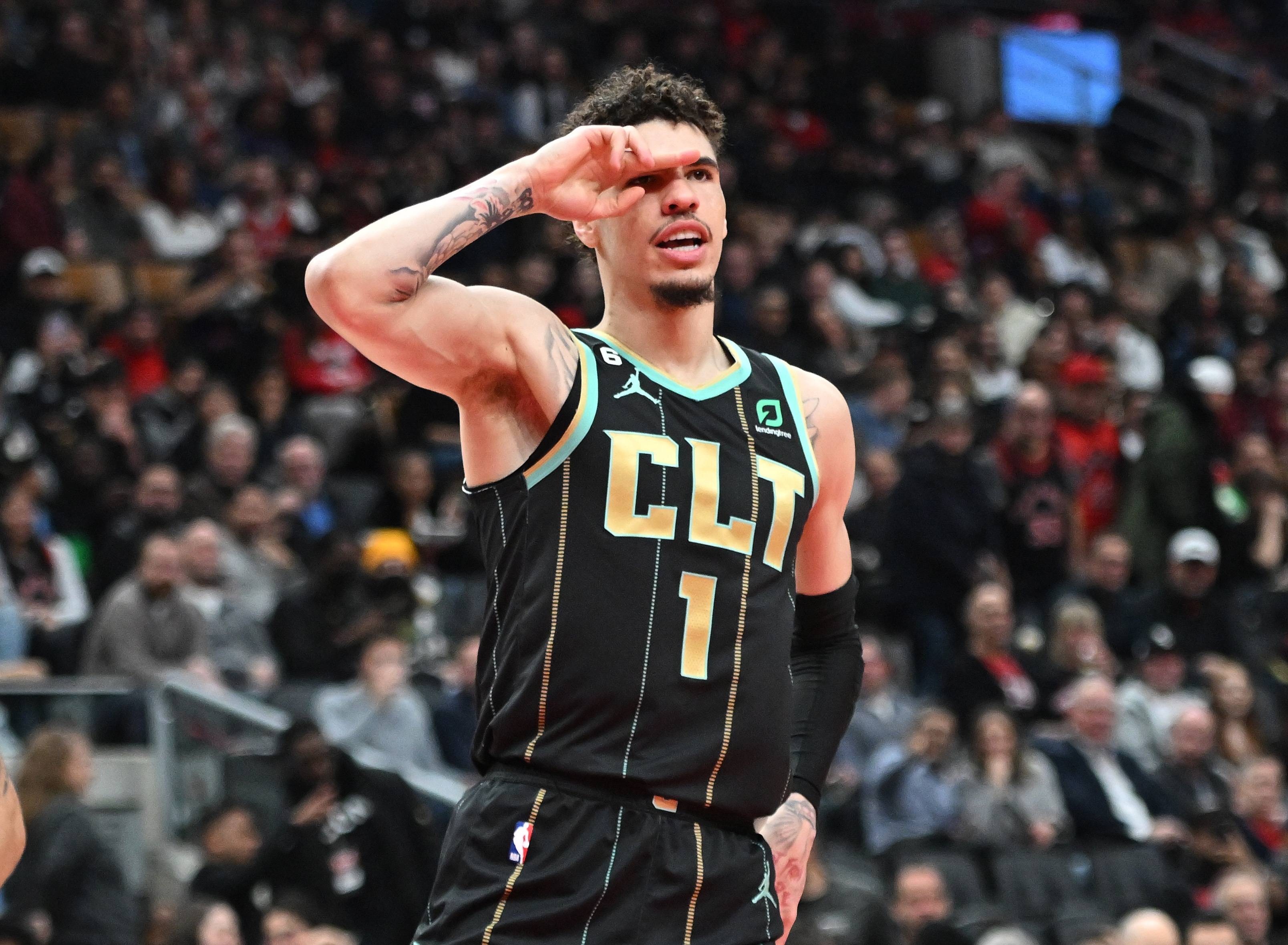 九游体育在线登录-雄鹿不敌黄蜂，遭遇连败