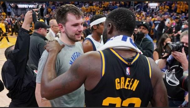 比赛压力巨大,精彩对决令人期待 比赛压力巨大,精彩对决令人期待